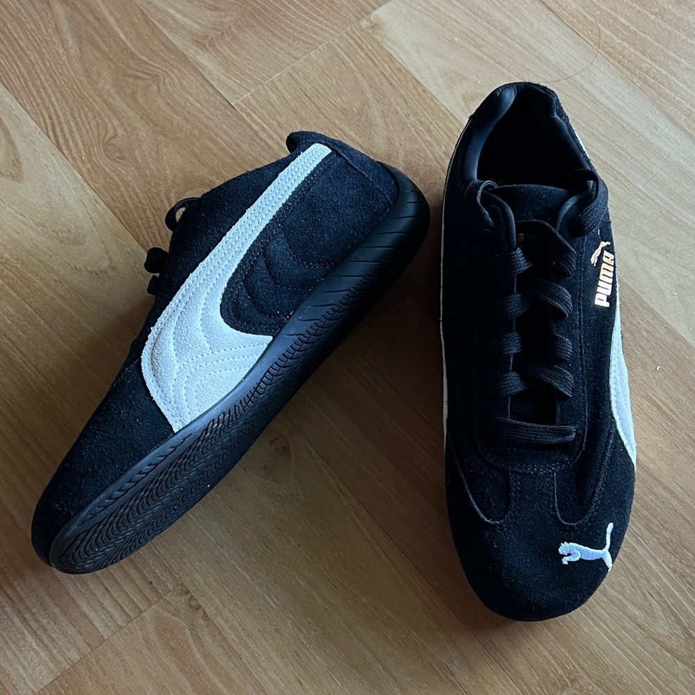 Puma Men's speed cat Black and White Suede Sneakers